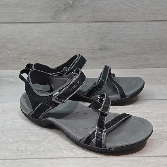 Teva Women's Black Outdoor Sandals Slide Shoes Sz 9 - Picture 1 of 10